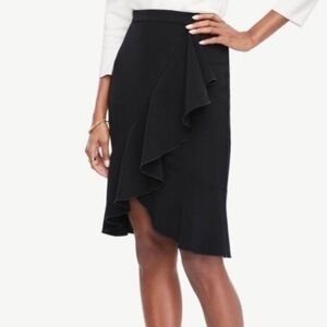 Ann Taylor Ruffle Skirt-Black-Size 6- NWT